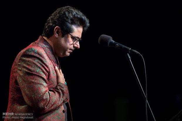 «نغمه‌های تهران» شنیدنی می‌شود/خوانندگی حجت اشرف‌زاده در یک کنسرت