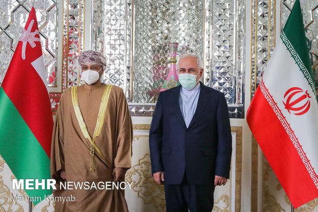 Zarif, Omani FM hold meeting in Tehran