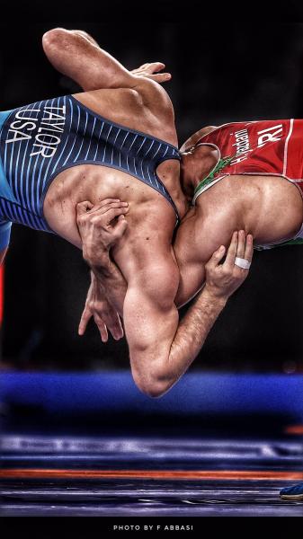 عکس جهانی عکاس ایرانی از کشتی یزدانی و تیلور