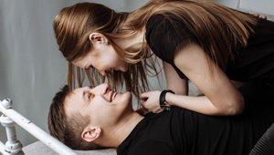 جذابیت جنسی زنان و مردان برای جنس مخالف در چیست؟ - Gooya News