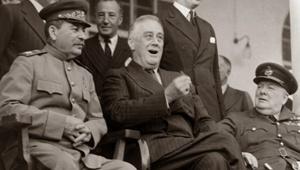  یک عکس جنجالی، کنفرانس تهران ۱۹۴۳، مایه شرم بود یا افتخار؟‌  - Gooya News