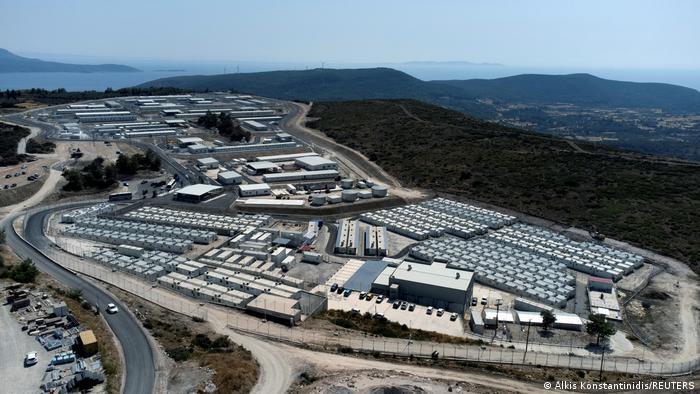 یونان اولین کمپ بسته پناهجویی را در جزیره ساموس افتتاح کرد