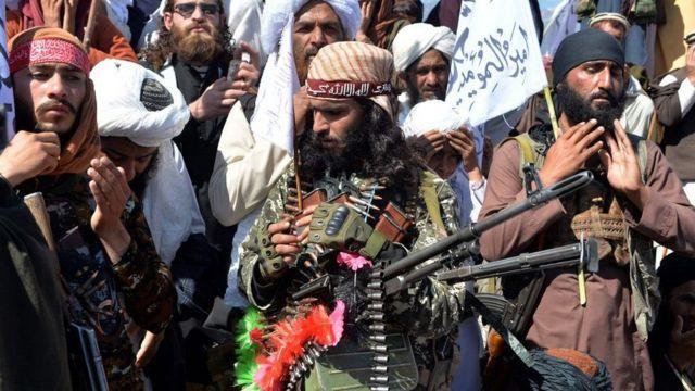 پژوهشگران و شخصیت‌های دانشگاهی به جامعه جهانی: به رسمیت شناختن طالبان را مشروط سازید