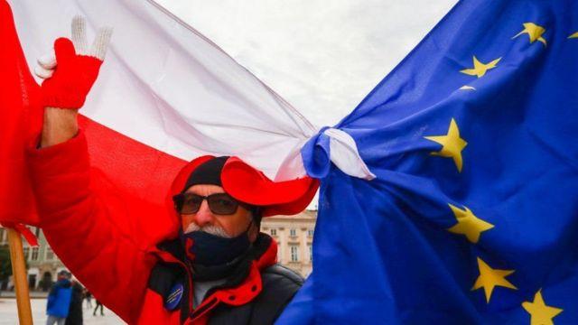 'پلگزیت'؛ زمزمه‌های لهستان برای خروج از اتحادیه اروپا