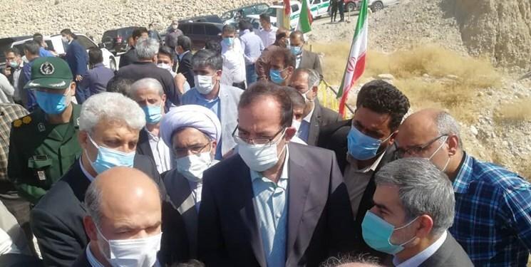 بازدید وزیر نیرو از پروژه‌ سد نرگسی کازرون