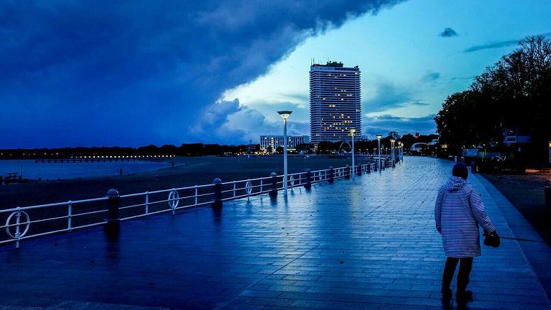 طوفان ارور در غرب اروپا / قطع برق گسترده در فرانسه