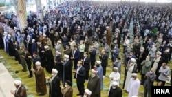 ازسرگیری برگزاری نماز جمعه در تهران با وجود هشدارها در مورد موج ششم کرونا