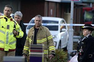 انفجار خودرو در لیورپول، سه نفر به اتهام اقدام 'تروریستی' بازداشت شدند - Gooya News