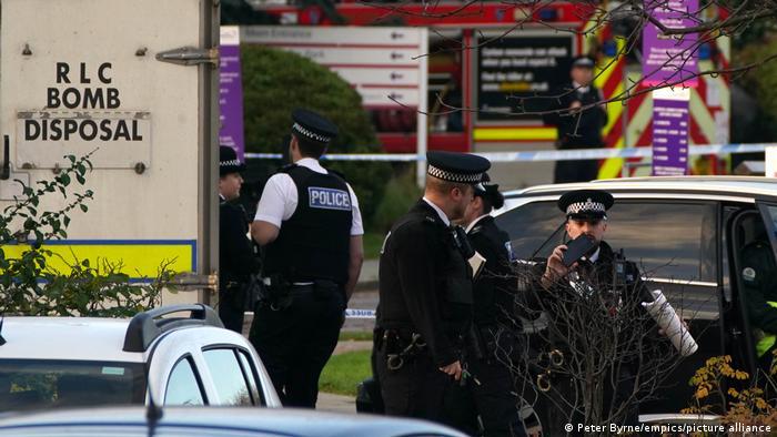 سه نفر به اتهام شرکت در عملیات تروریستی در لیورپول بازداشت شدند