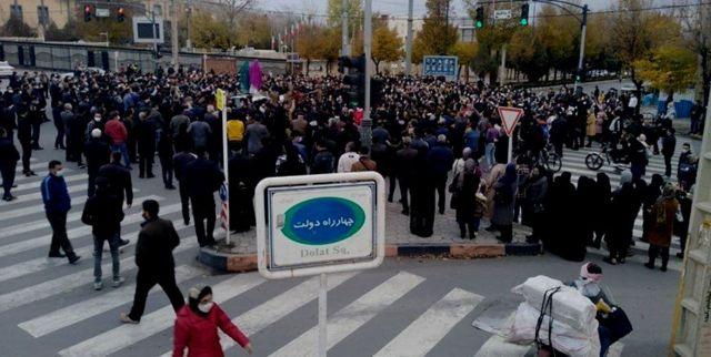 ادامه اعتراض‌ها به کم‌آبی در ایران؛ امروز در شهرکرد