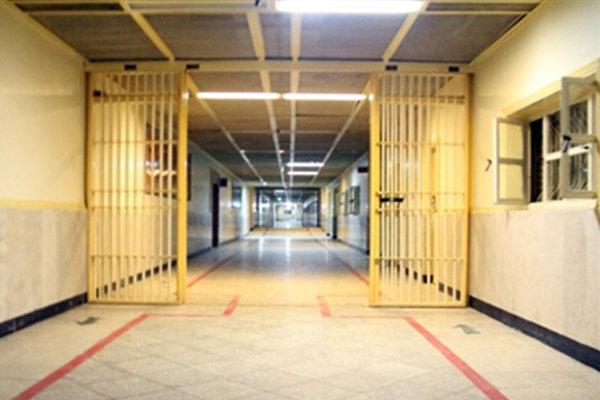 دستگاه هوشمند ورود به سامانه ثنا در ندامتگاه تهران راه اندازی شد