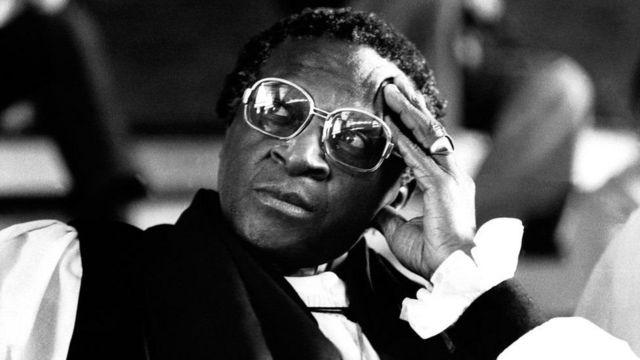 آلبوم عکس: اسقف اعظم دزموند توتو، مبارز ضد آپارتاید در آفریقای جنوبی