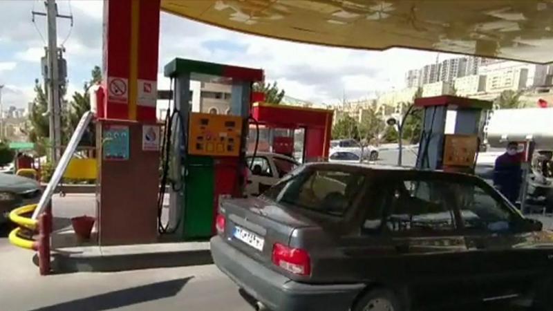 سهمیه‌‌های بنزین تغییر می‌کند؛ دولت ایران می‌گوید افزایش قیمت در کار نیست