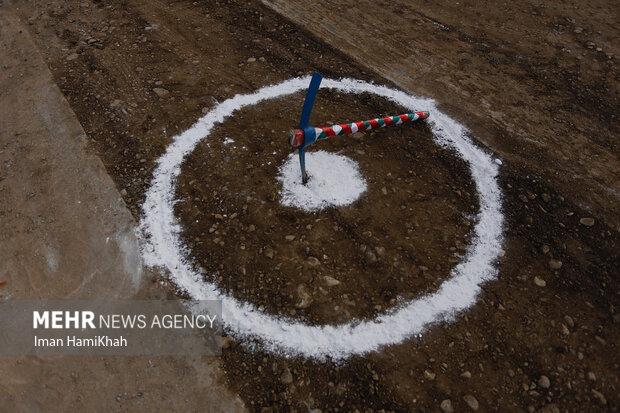 کلنگ عملیات احداث خانه جوان در اسلامشهر به زمین زده شد