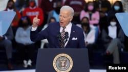 جو بایدن از تغییر مقررات سنتی سنا برای تصویب قوانین حق رای دفاع کرد