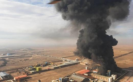آتش سوزی در شهرک صنعتی اشتهارد/ یک نفر مصدوم شد و ۳ نفر از کارگران مفقود شدند + فیلم
