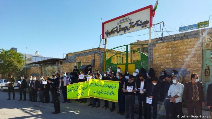 دستگیری فعالان صنفی در اعتراضات سراسری معلمان در ایران