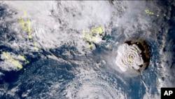 فوران آتشفشان در اقیانوس آرام؛ آژیر هشدار سونامی در هاوایی به صدا درآمد