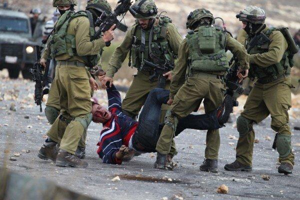 ۸ تَن از فلسطینیان در یورش صهیونیست‌ها به کرانه باختری بازداشت شدند