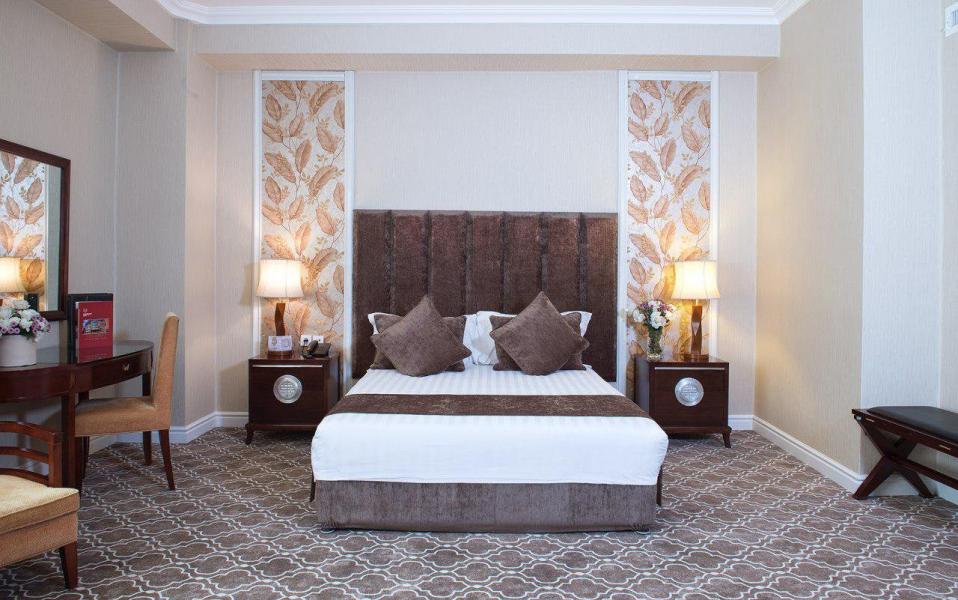 هزینه اقامت در هتل های 5 ستاره تهران