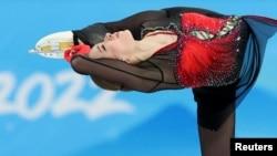 نابغه ۱۵ ساله پاتیناژ «به رغم دوپینگ» در المپیک زمستانی هنرنمایی خواهد کرد  