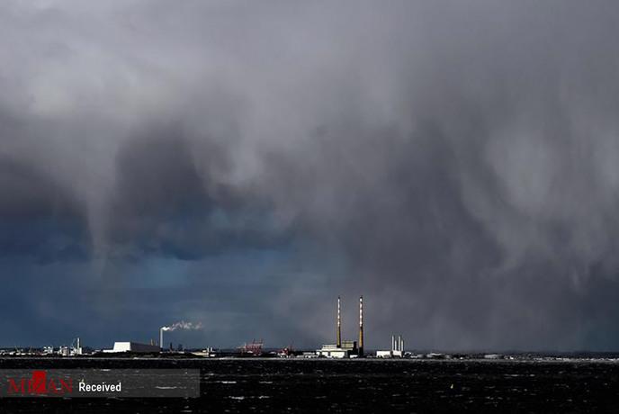 طوفان بی سابقه و سهمگین "یونیس"