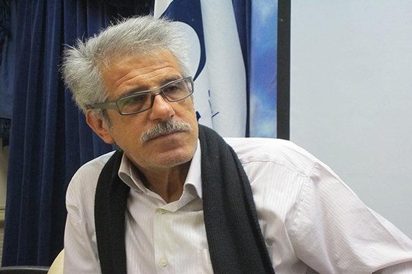 من به نسلی که عاشق شدن یادشان رفته می‌گویم هنوز می‌شود عاشق شد