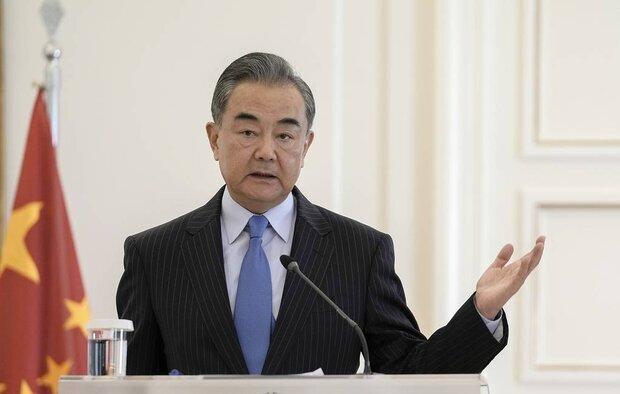 وزیر خارجه چین: پکن مایل به همکاری با آمریکا است