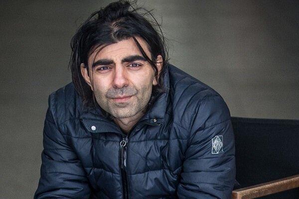 فاتح آکین قرارداد همکاری چند ساله با وارنر میدیا امضا کرد