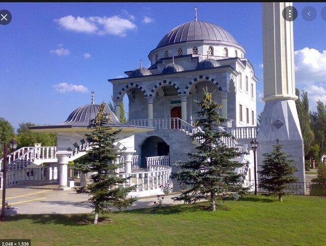 بمباران مسجد سلطان سلیمان در ماریوپل از سوی روسیه