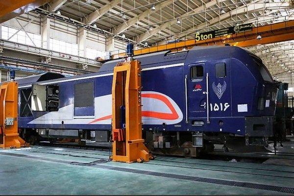 سوت لکوموتیوهای تحویلی مپنا به فولادمبارکه به‌ صدا درآمد