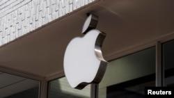 شرکت اپل تولید آیفون و ایرپاد را کاهش می‌دهد