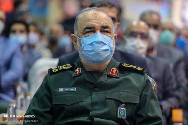 توانمندی‌های ارتش جبهه دشمن را از تعرض به ایران برحذر داشته است
