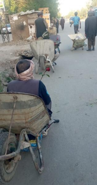 زندگی در سایه طالبانیسم: فقر کارگران افغان در روز فراموش‌شده اول مه