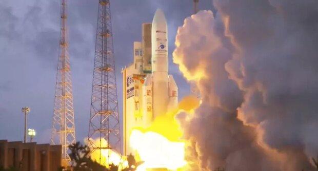 موشک اروپایی دو ماهواره برای هند و مالزی به فضا برد