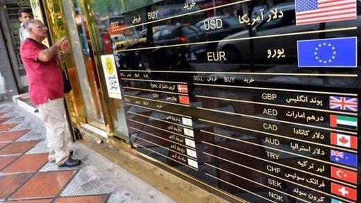 مالیات‌گیری از خریدوفروش دلار/ هجوم افغان‌ها به بازار ارز ایران