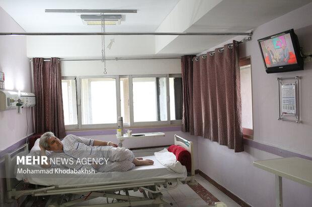 دستور وزیر بهداشت برای رسیدگی فوری به آسیب دیدگان زلزله هرمزگان