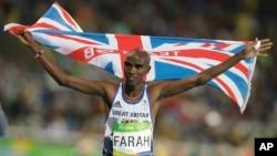 قهرمان بریتانیایی دو استقامت قربانی قاچاق کودکان بوده‌ است