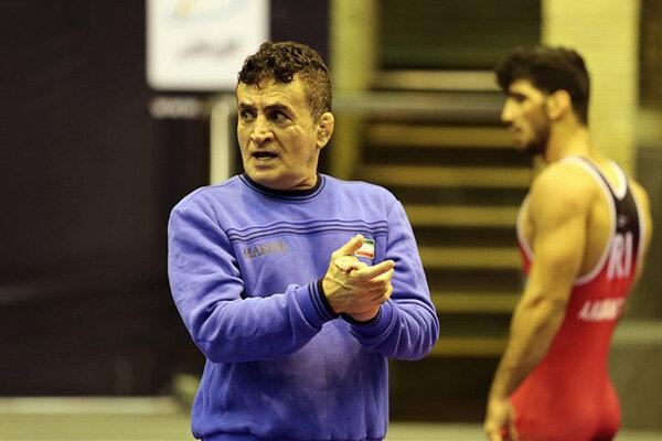 ساروی، الکسانیان را له می‌کند/ بنا: فکر می‌کنند در اردوی تیم ملی گِل لگد می‌کنیم 