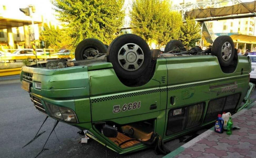 تصادف مرگبار اتوبوس با ون در تهران