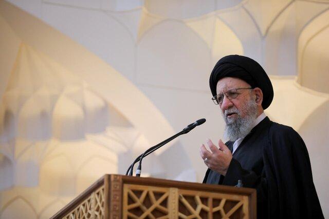 نورمفیدی: هیچ کدام از دولت های ایران خائن نبودند