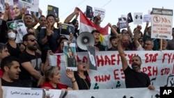🔴 اعتراض‌ها در ایران؛ اختصاصی: ایرانیان معترض مقابل سفارت ایران در لندن تجمع کردند