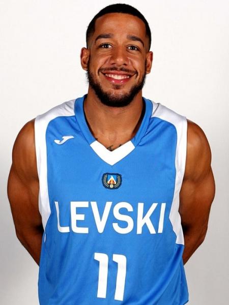 کاله آمل، گارد آمریکایی جذب کرد