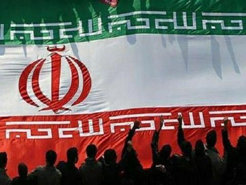 اعلام وفاداری صد‌ها نفر از اهالی کتاب و فرهنگ به نظام اسلامی و رهبر انقلاب