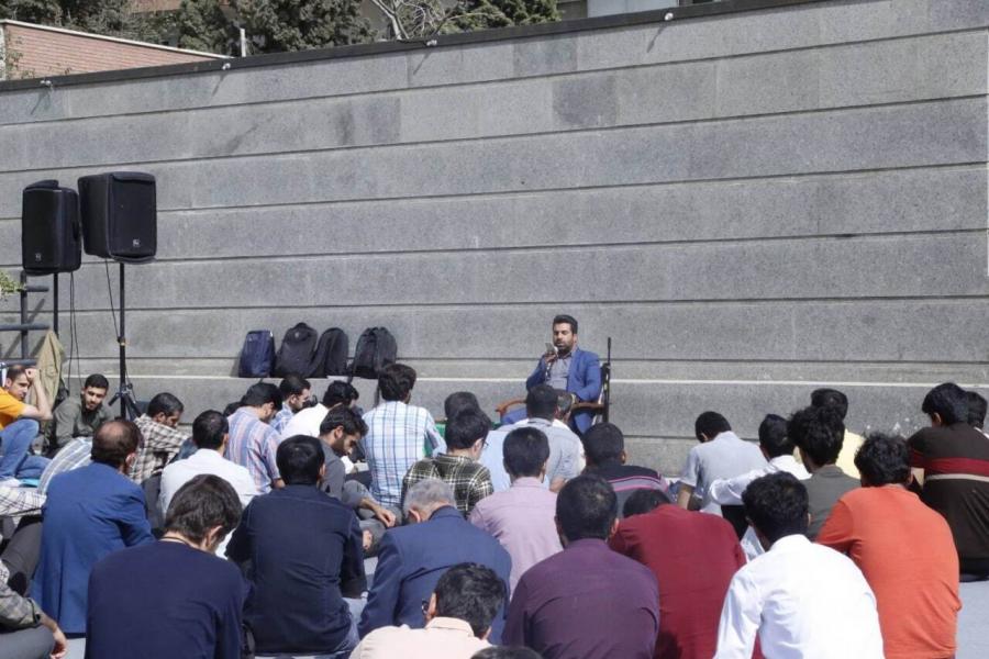 برگزاری مراسم میلاد حضرت رسول اکرم(ص) و امام صادق(ع) در پردیس فنی دانشگاه تهران