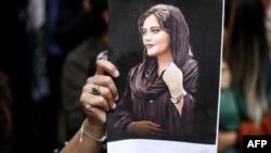 تظاهرات ضدحکومتی ایرانیان برای چهل و دومین روز پیاپی همچنان ادامه دارد