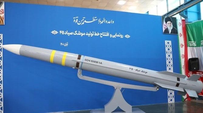 رونمایی وزارت دفاع از موشک صیاد ۴ B + عکس