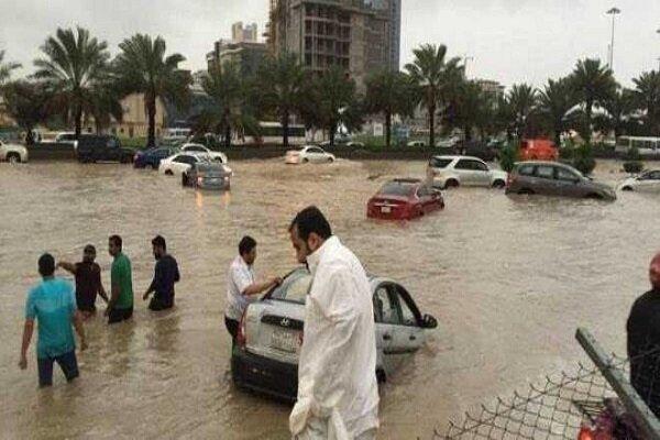 جان باختن ۲ نفر براثر بارندگی شدید در عربستان