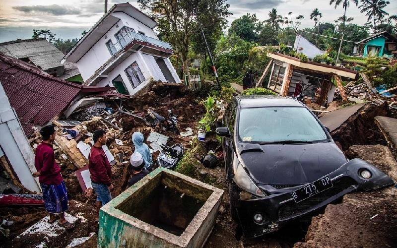 افزایش قربانیان زمین‌لرزه اندونزی به ۳۱۰ کشته