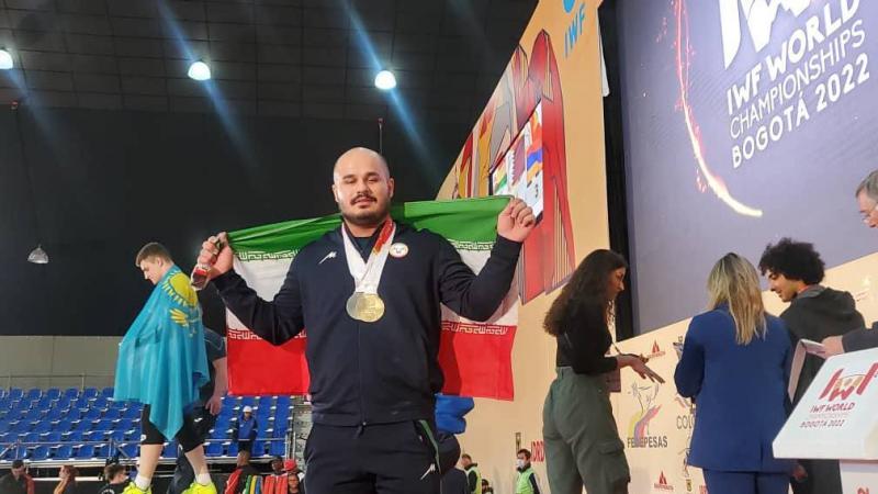 وزنه‌برداری قهرمانی جهان| دهدار نایب قهرمان شد/ یک طلا و یک نقره برای ایران در دسته ۱۰۲ کیلوگرم